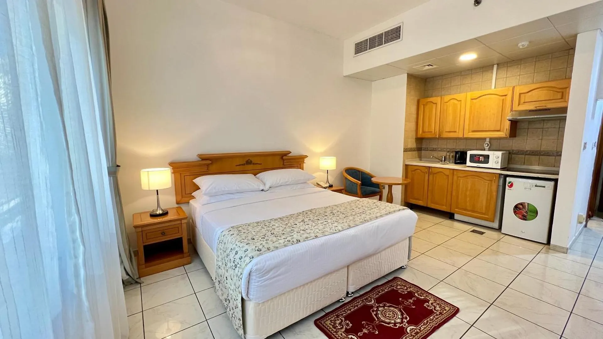 Uptown Hotel Apartments Abu Dhabi By Gewan Aparthotel