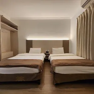 ** Hotel International Airport Emirati Arabi Uniti