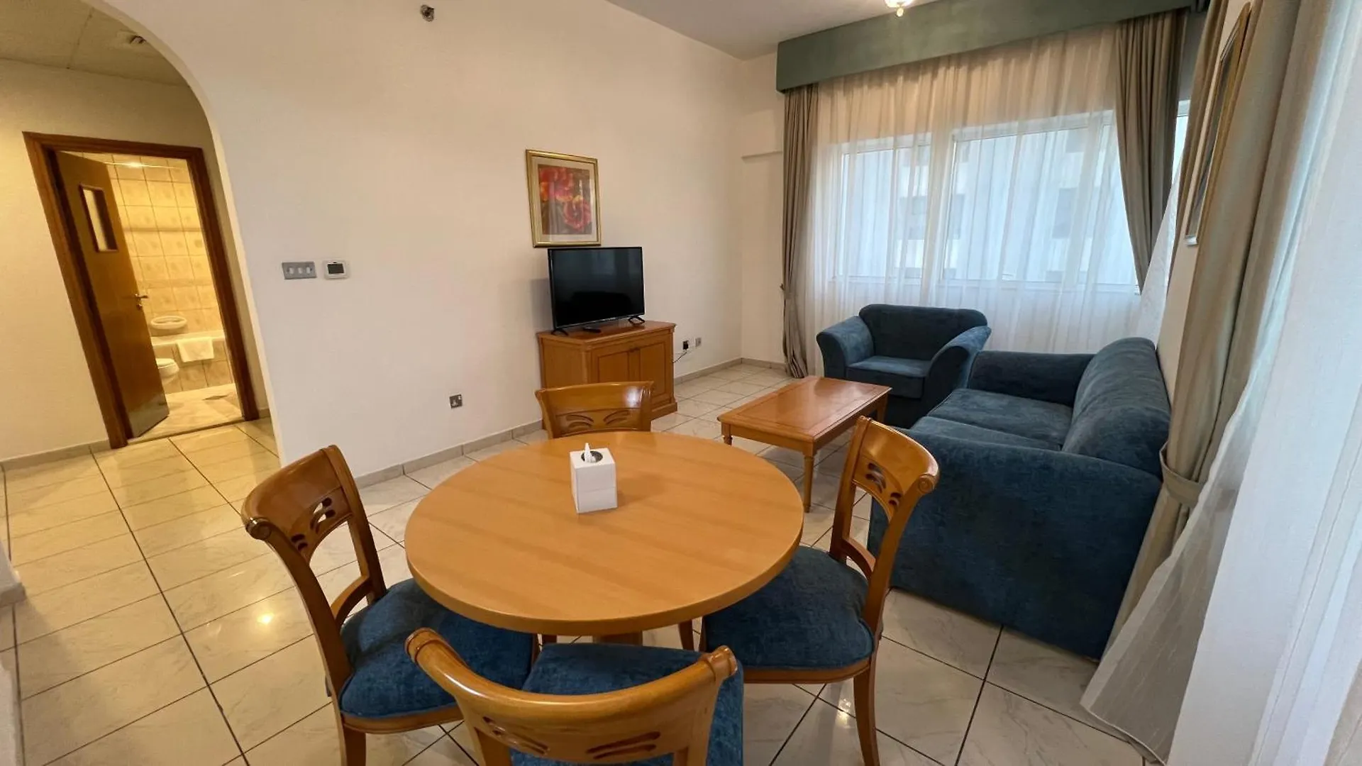 *** Aparthotel Uptown Hotel Apartments Abu Dhabi By Gewan Vereinigte Arabische Emirate