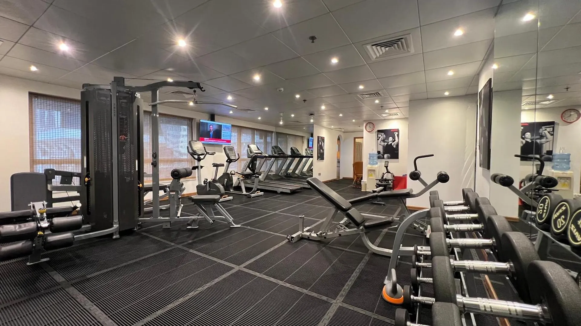 Uptown Hotel Apartments Abu Dhabi By Gewan Aparthotel