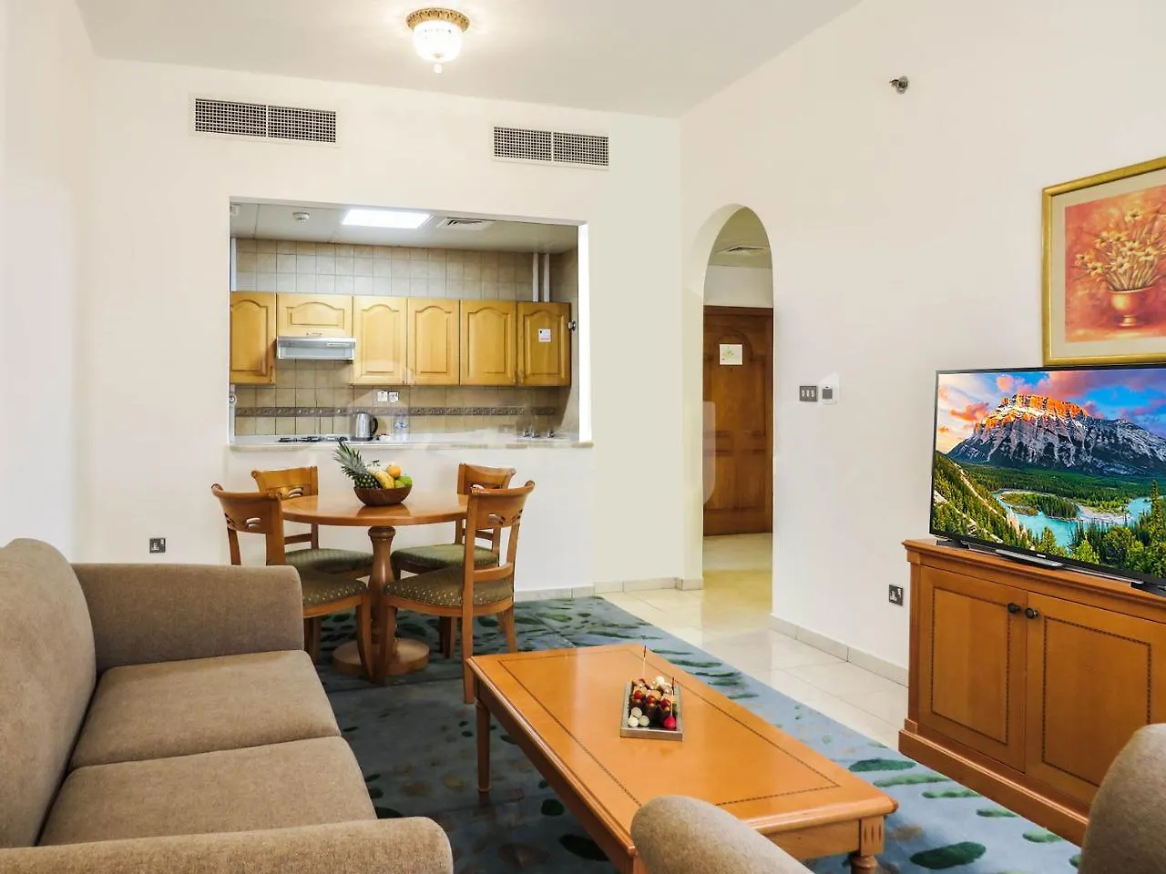 Uptown Hotel Apartments Abu Dhabi By Gewan