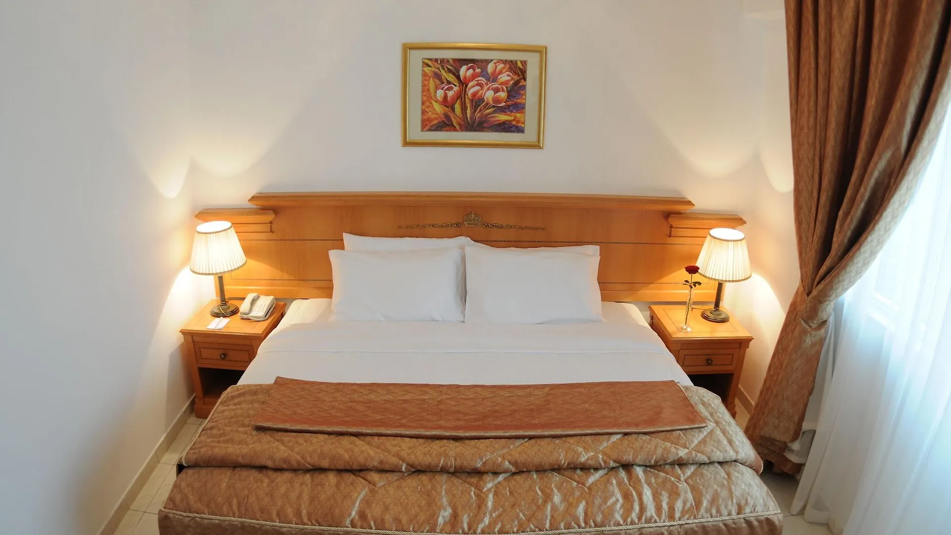 Uptown Hotel Apartments Abu Dhabi By Gewan 3*,