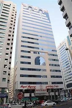 Uptown Hotel Apartments Abu Dhabi By Gewan 3*,